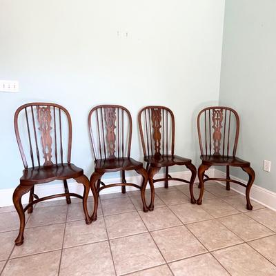 Set Four (4) ~ Queen Anne Style Solid Oak Dining Room Chairs ~ *Read Details
