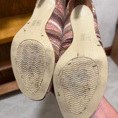 Aerosoles & More Low Plus High Heeled Pumps Size 8.5 (BR2-RG)