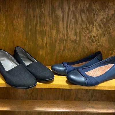 Aerosoles & More Low Plus High Heeled Pumps Size 8.5 (BR2-RG)