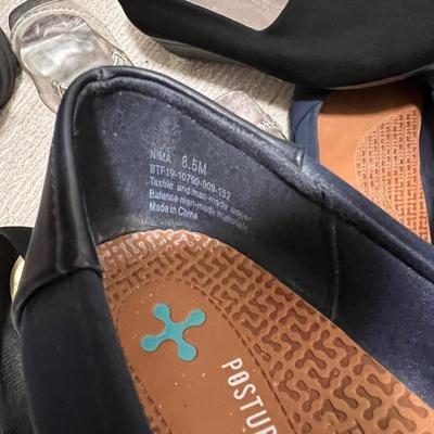 Aerosoles & More Low Plus High Heeled Pumps Size 8.5 (BR2-RG)