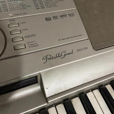 Yamaha Portable Grand Keyboard DGX-500