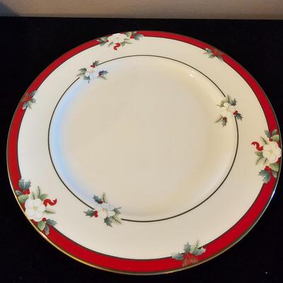 Lenox, Fitz & Floyd, Noritake & More Christmas China  (DR-JS)