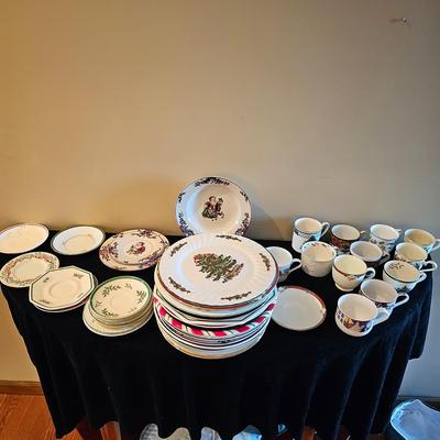 Lenox, Fitz & Floyd, Noritake & More Christmas China  (DR-JS)