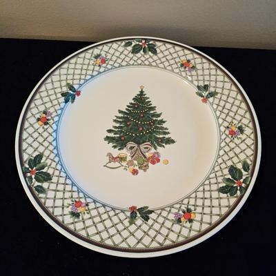 Lenox, Fitz & Floyd, Noritake & More Christmas China  (DR-JS)