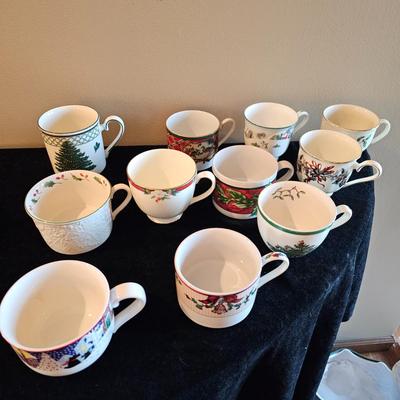 Lenox, Fitz & Floyd, Noritake & More Christmas China  (DR-JS)