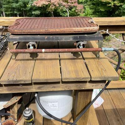 Gas Burner with Case Iron Grill