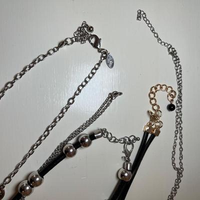 Chicoâ€™s & More 25+ Fashionable Statement Necklaces & More (BR2-RG)