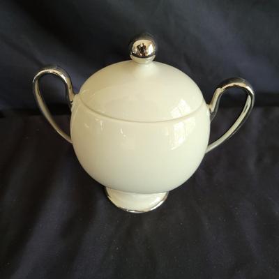 Eight Place Setting Franciscan Masterpiece China and More (SR-DW)