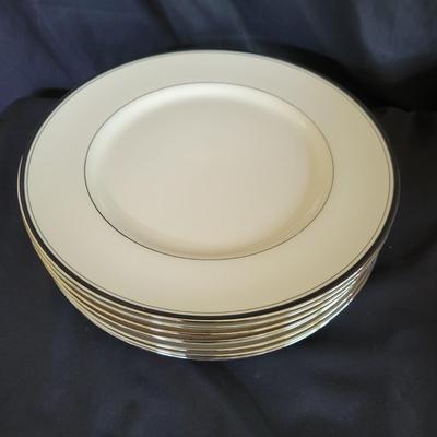Eight Place Setting Franciscan Masterpiece China and More (SR-DW)