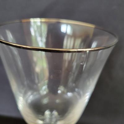 Eight Place Setting Franciscan Masterpiece China and More (SR-DW)