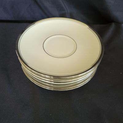 Eight Place Setting Franciscan Masterpiece China and More (SR-DW)