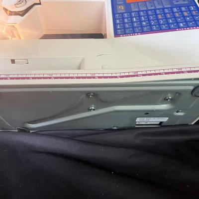 Husqvarna Viking 500 Computer Sewing Machine (SR-MG)