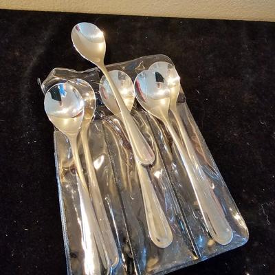 Glass Bowls, Pitchers, Serving Ware  (DR-JS)