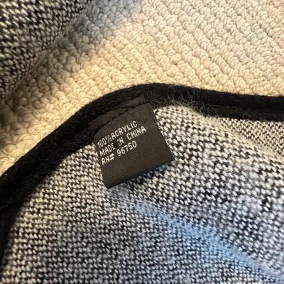 Pashmina & More Scarves Plus Straw Hat, Umbrellas & Belt (BR2-RG)