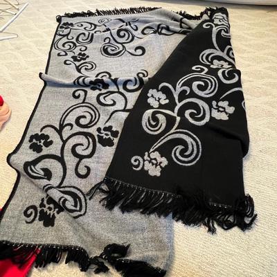 Pashmina & More Scarves Plus Straw Hat, Umbrellas & Belt (BR2-RG)