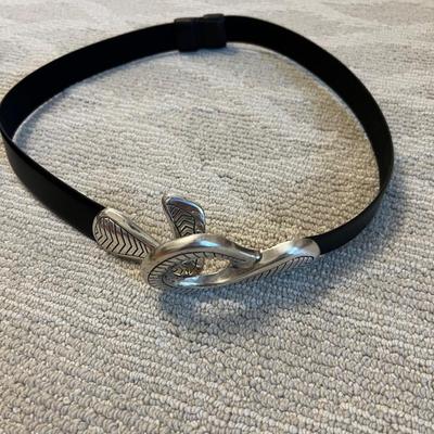 Pashmina & More Scarves Plus Straw Hat, Umbrellas & Belt (BR2-RG)