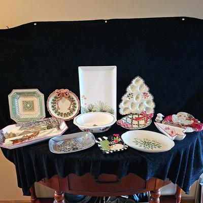 Christmas  Serving Plates  (DR-JS)