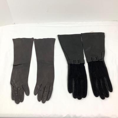 846 Vintage Pair of Ladies Leather Gloves CARLISLE