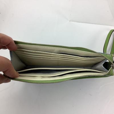 872 Coach Wristlet Wallet Signature â€œCâ€ Style