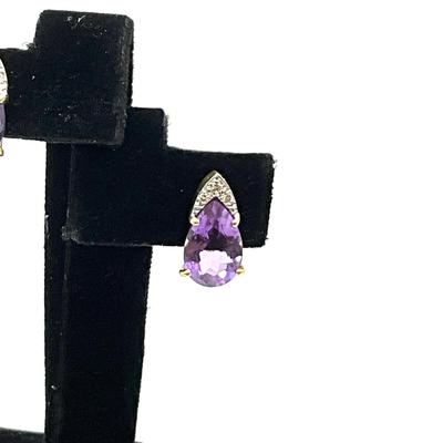 770 14k Yellow Gold Pear Shaped Amethyst and Diamond Pierced Earrings
