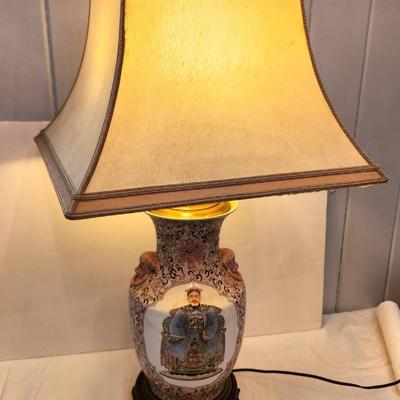 Lot #229  Vintage Decorative Asian Style Table Lamp