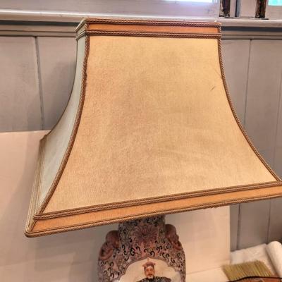 Lot #229  Vintage Decorative Asian Style Table Lamp