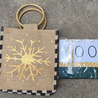 Burlap & Wood Handle Snowflake Bag & Calender