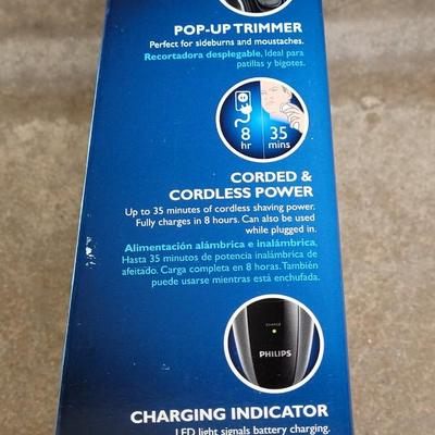 New Norelco Series 2000 Shaver