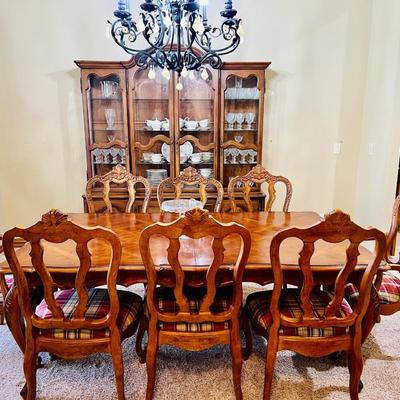 Century Dining Room Table & 8 Carved Chairs
