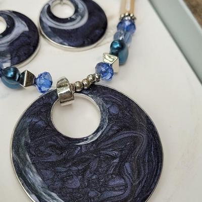 B: New Enamel Pendant Beaded Necklace and Earrings
