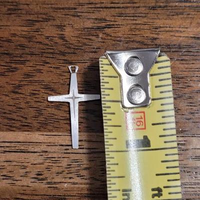 D: 14k White Gold Cross
