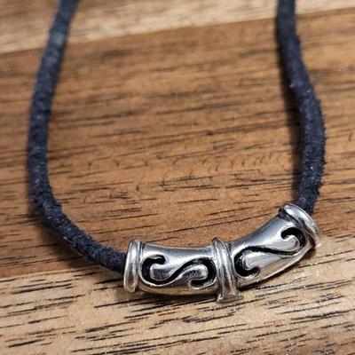 Q: (3) Fashion Necklaces