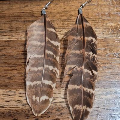 Bb: Real Feather Earrings