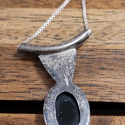 Qq: Black Onyx & Sterling Pendant and Sterling Italian Chain