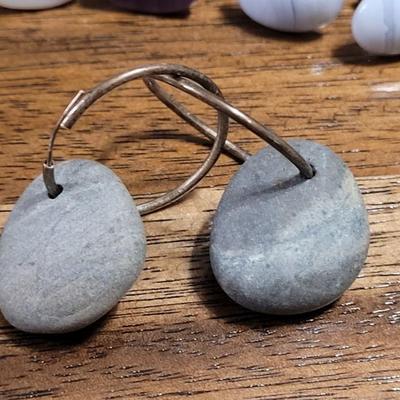 Rr: Gemstone and Glass Earrings Lot