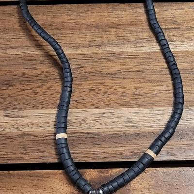 Bbb: Heishi and Tooth Pendant Necklace
