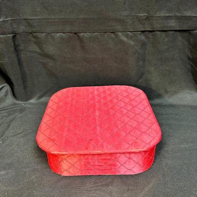 Pink Quilted Rounded Square Hanky Keepsakes Box