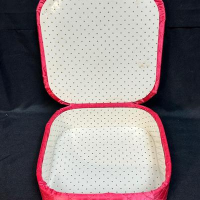 Pink Quilted Rounded Square Hanky Keepsakes Box