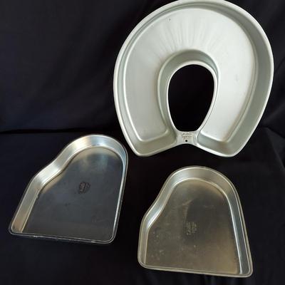 Vintage Wilton Cake Pans and More (K-BBL)