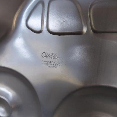 Vintage Wilton Cake Pans and More (K-BBL)