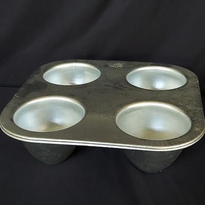 Vintage Wilton Cake Pans and More (K-BBL)