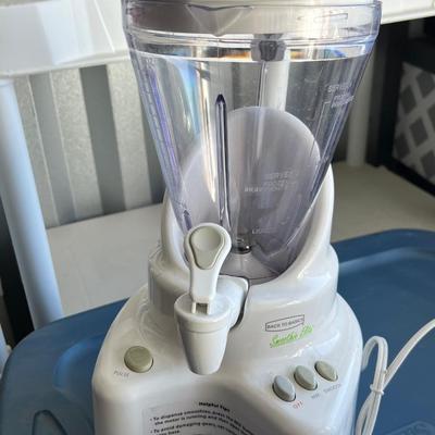 Smoothie machine