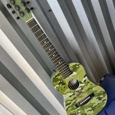 Kidâ€™s guitar