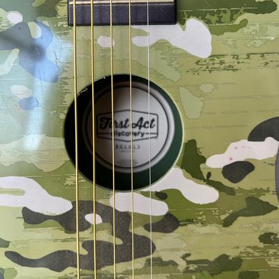 Kidâ€™s guitar