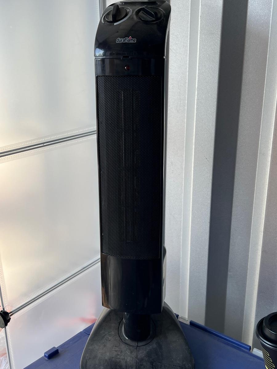 DuraFlame tower oscillating heater