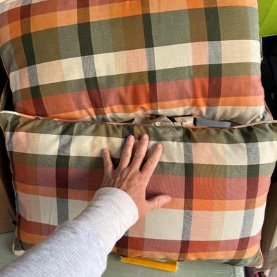 2 fall decorative accent throw pillows