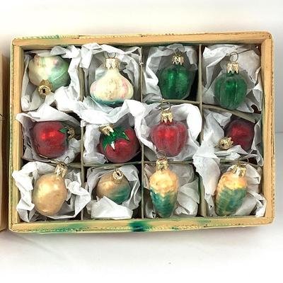 137 Smith & Hawken Vegetable Crate Miniature Glass Ornaments