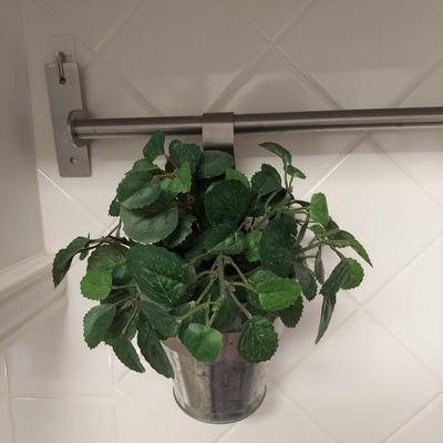 Decorative Plant Hanger  (K-BBL)