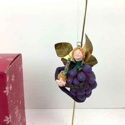 142 Dept. 56 Tutti-Frutti Patience Brewster Grape Fruit Fairy