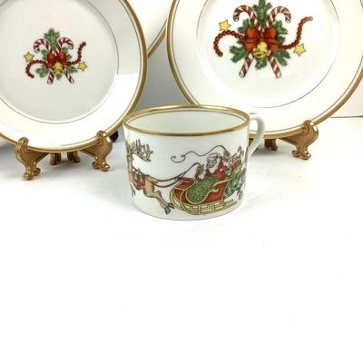 151 Fitz & Floyd â€œSt.Nicholasâ€ Dish Set 1978